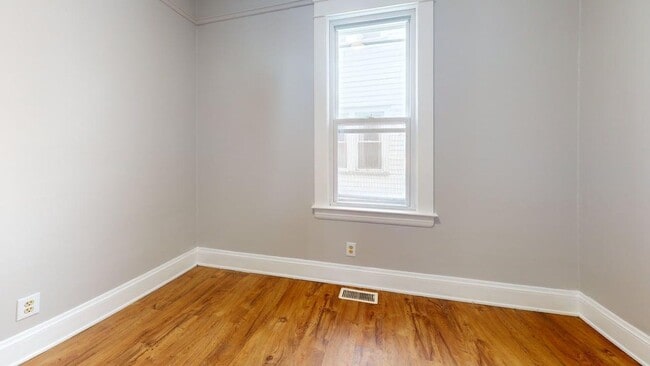 Building Photo - 6714 Ottawa Rd