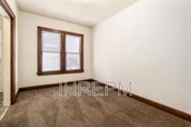 Building Photo - 824 Studer Ave