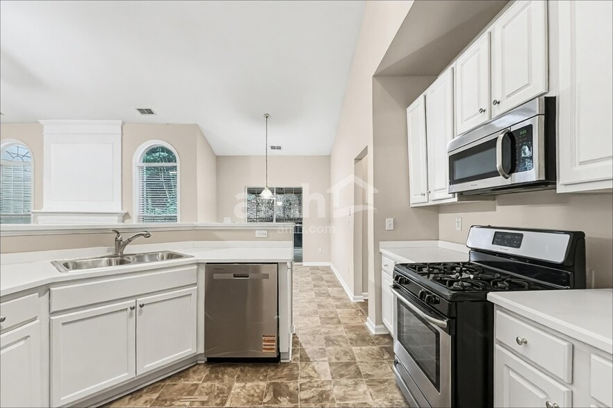 Building Photo - 2259 Howell Farms Pt NW