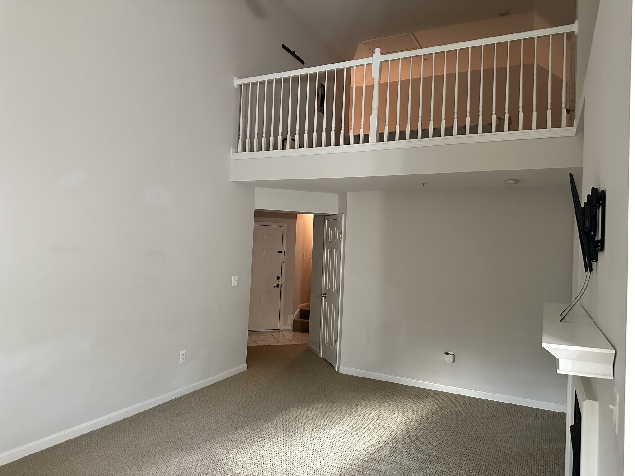 Building Photo - 20447 Chesapeake Sq