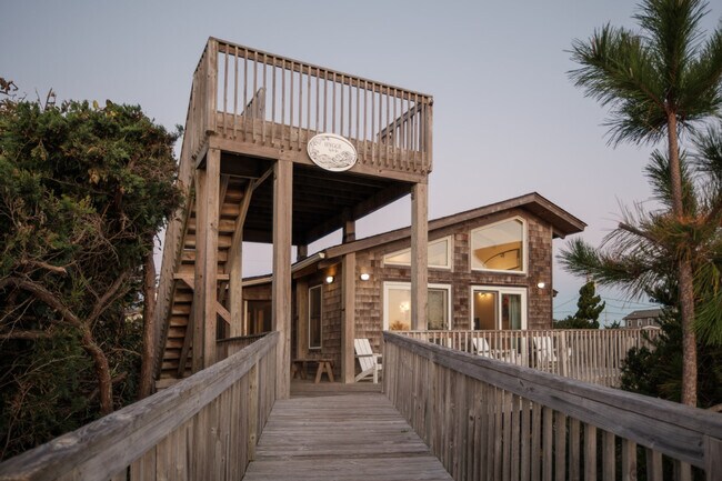 Building Photo - 39312 Angelfish Rd