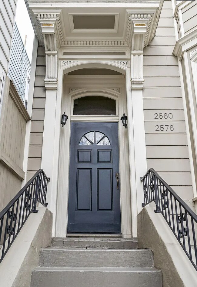 Building Photo - 2578 California St