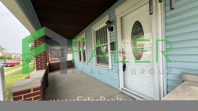 Building Photo - Charming and Ready to call home!
