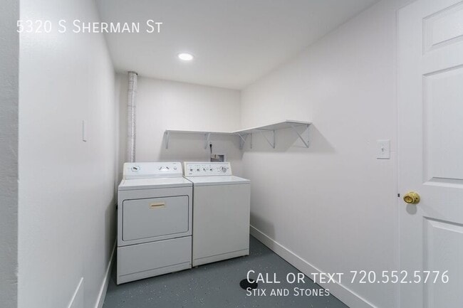 Building Photo - 5320 S Sherman St