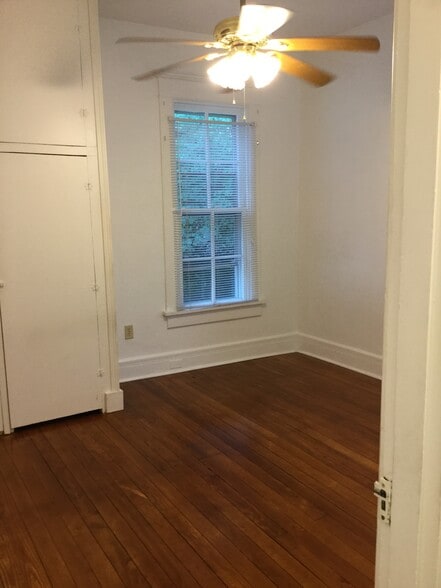 Building Photo - 1215 Liberty St