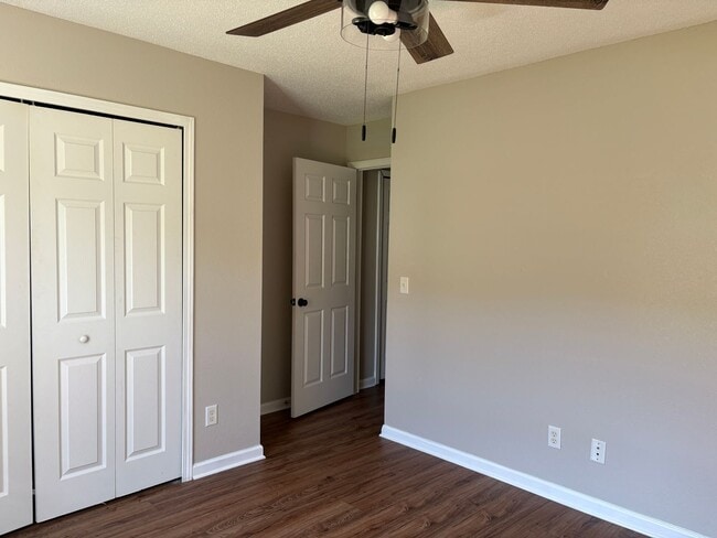 Building Photo - 116 Wax Myrtle Ct