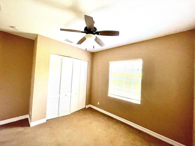 Building Photo - 8186 NW 105th Ln