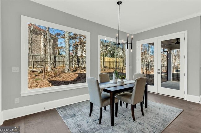 Building Photo - 909 Sunny Meadows Ln