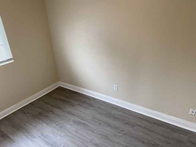 Building Photo - Charming 2 Bedroom, 1 Bathroom Unit in Vallejo!