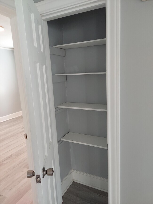 Building Photo - 1432 Platt Springs Rd