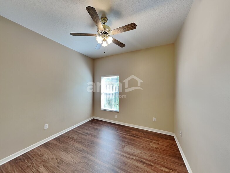 Building Photo - 7529 Dragon Fly Loop