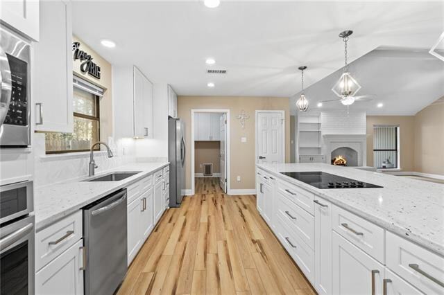 Building Photo - 104 Big Pine Dr