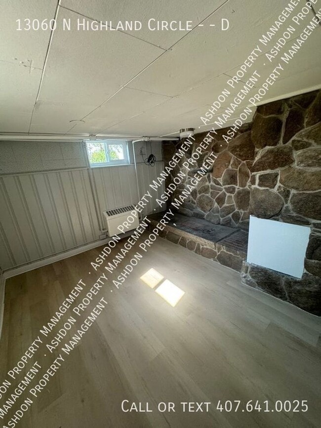 Building Photo - 13060 N Highland Cir