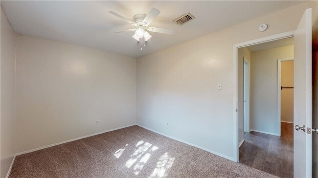 Building Photo - 1004 Verde Dr