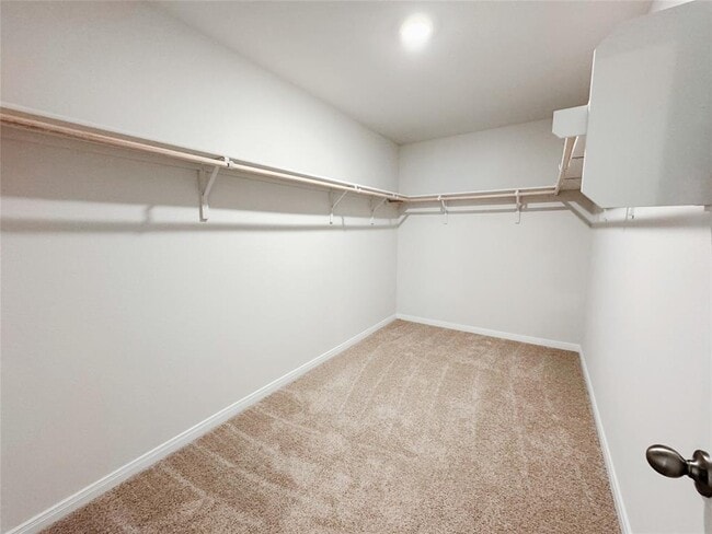 Building Photo - 204 Addison Pl