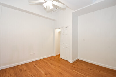 Building Photo - 128 Hemenway St