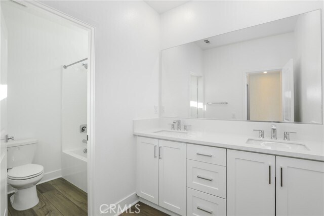 Building Photo - 27213 Tamarack Ln