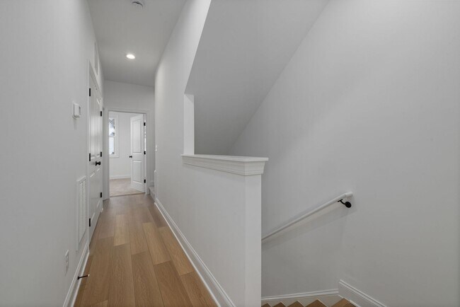 Building Photo - **OFFERING RENT DISCOUNT PROMOTION FOR FIRST 6 MONTHS** New Construction 4BD, 3.5BA Raleigh Townh...