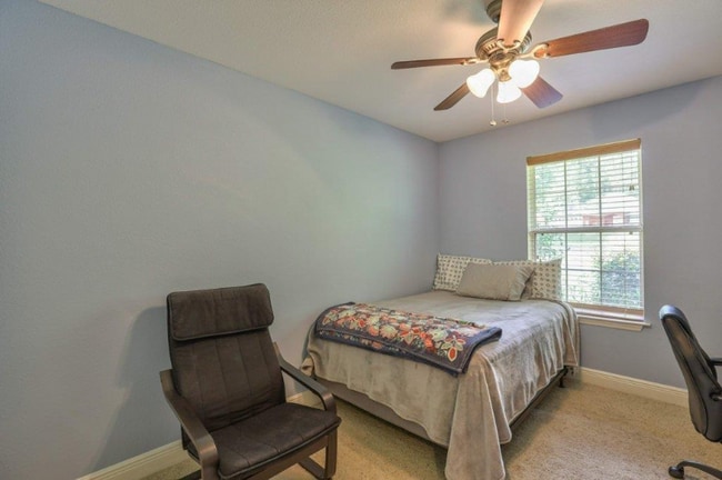 Building Photo - 3513 Larkspur Ln