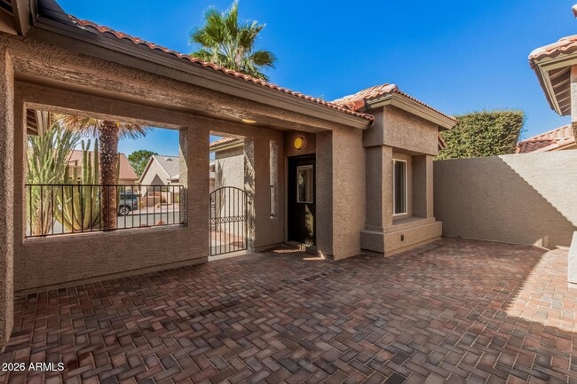 Building Photo - 9310 E Crystal Dr