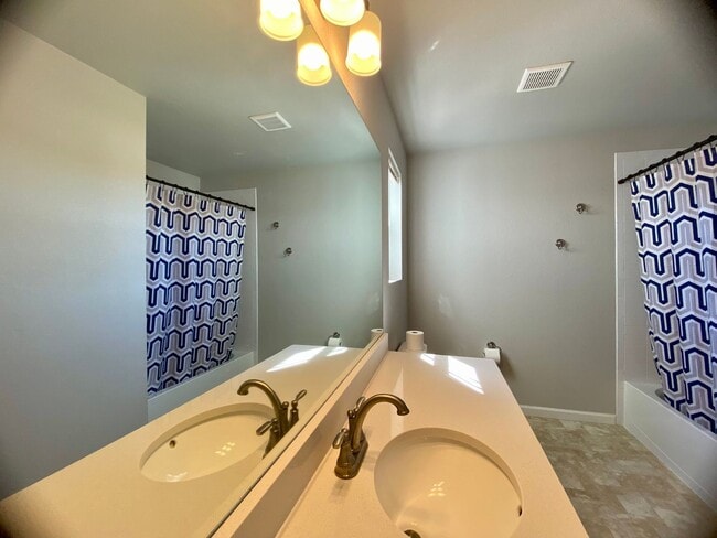 Building Photo - Newly Built 3 Bedroom, Powers and Research...