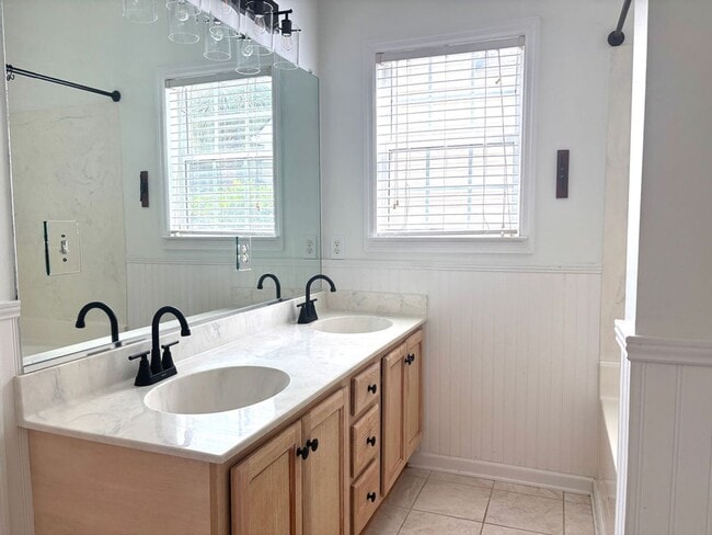 Building Photo - Available now. Great 3 BR/2.5 BA Home Avai...