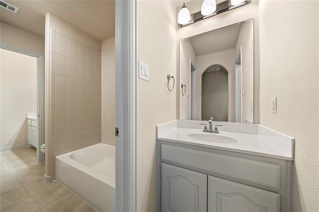 Building Photo - 6040 Liverpool St