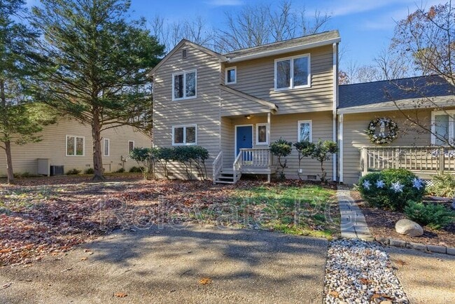 Building Photo - 12916 Copperas Ln