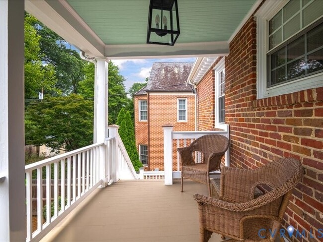 Building Photo - 4416 Bromley Ln