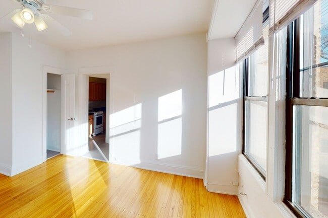 Floorplan - 5457-5459 S. Blackstone Avenue