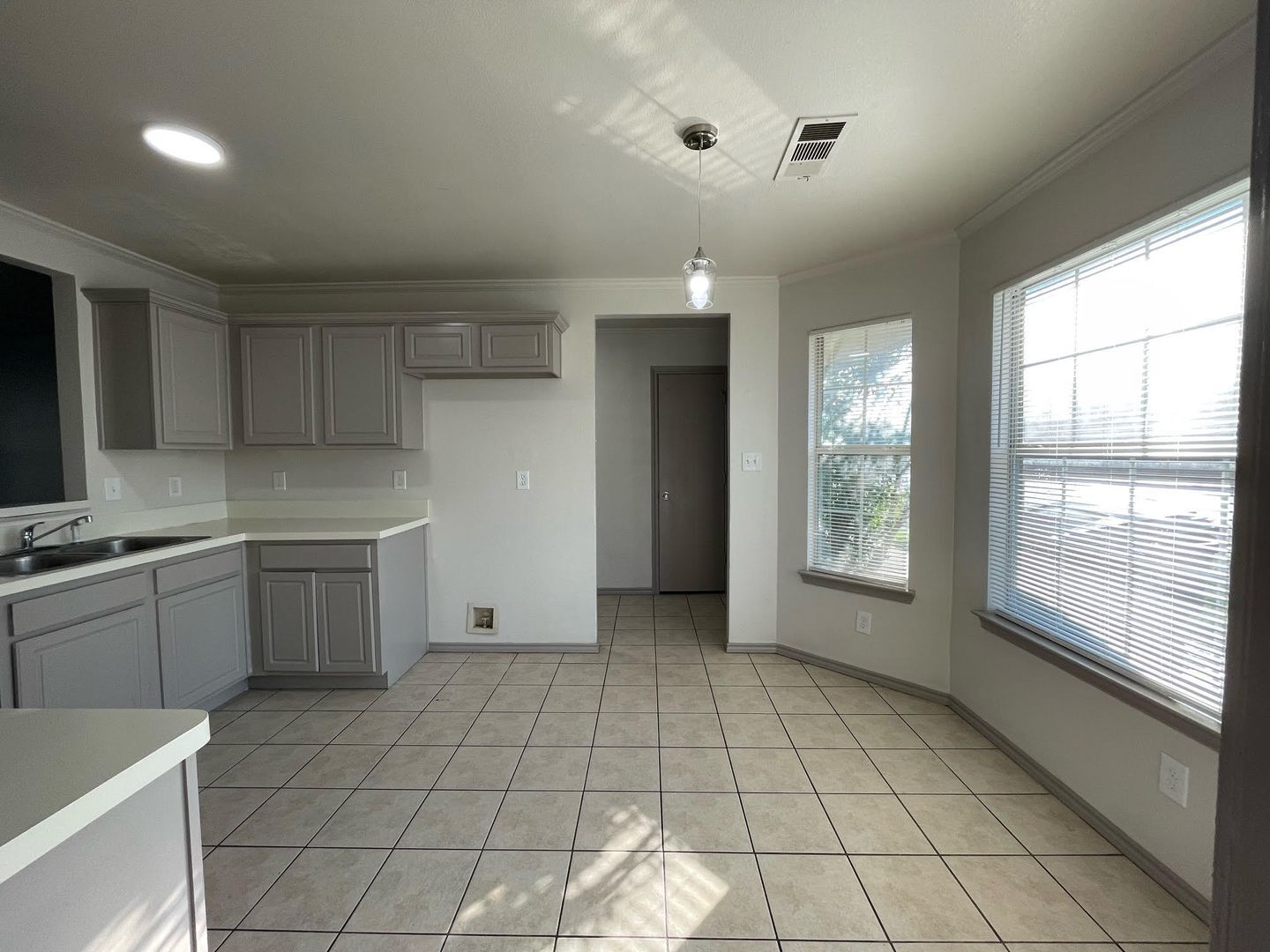 Building Photo - 4102 Opal Ave
