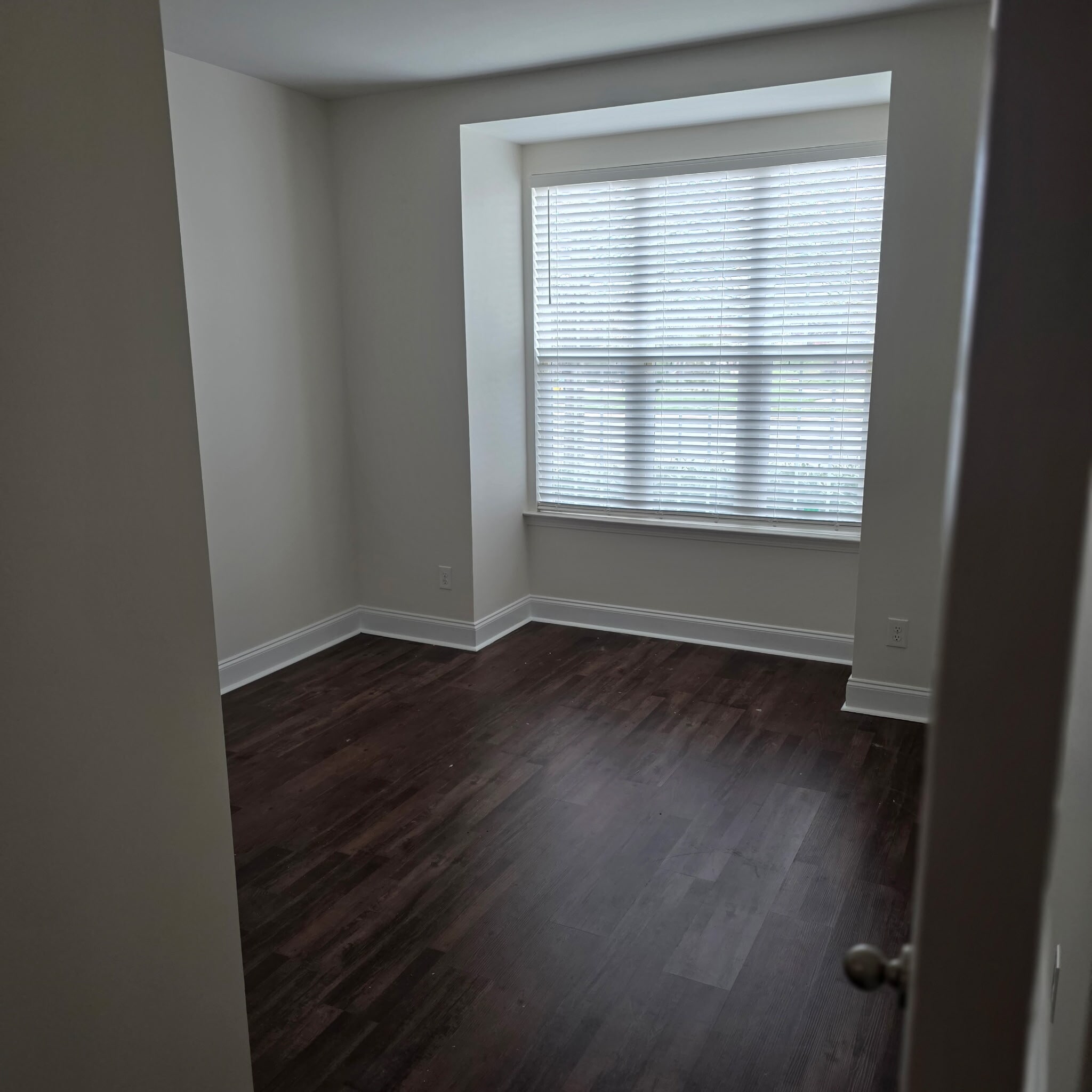 Building Photo - 466 Carriage House Ln