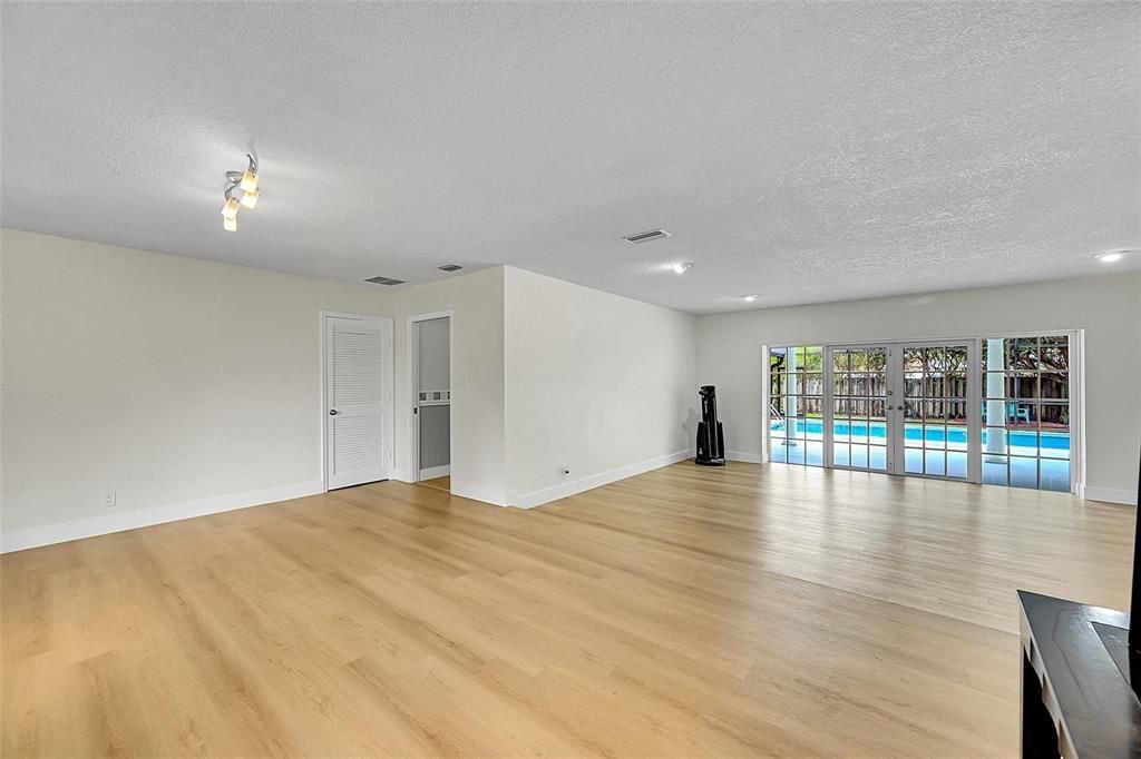 Building Photo - 1480 SW 66th Terrace