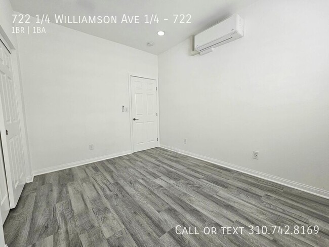 Building Photo - 722 1/4 Williamson Ave 1/4-722