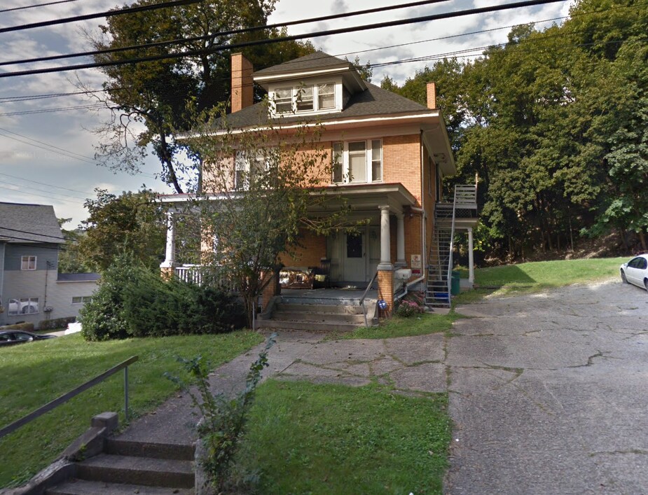 Building Photo - 601 Chestnut St