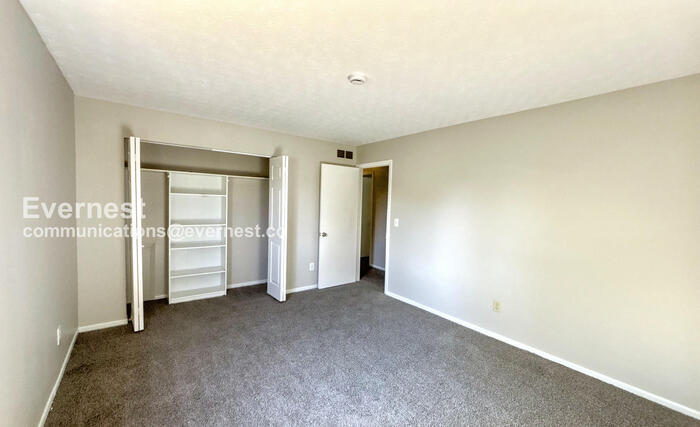 Building Photo - 4155 Spring Flower Ct