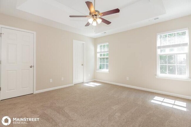 Building Photo - 934 GRASSY PATCH LN, CHARLOTTE, NC 28216