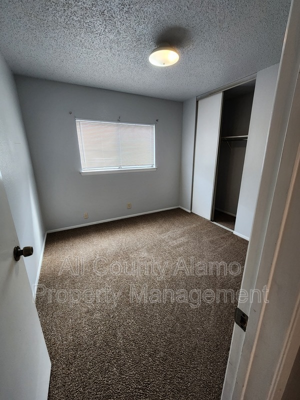 Building Photo - 11418 Cedar Park