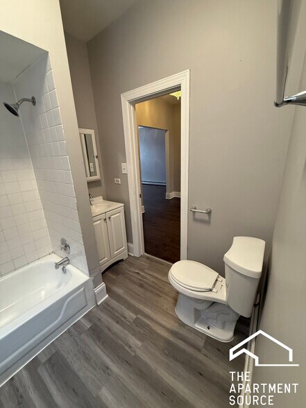 Building Photo - 368 E 59th St