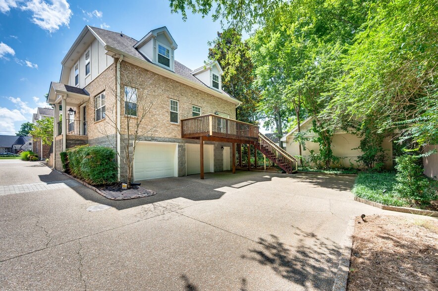 Building Photo - 172B Woodmont Blvd