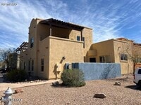 Building Photo - 1211 Lombard Way