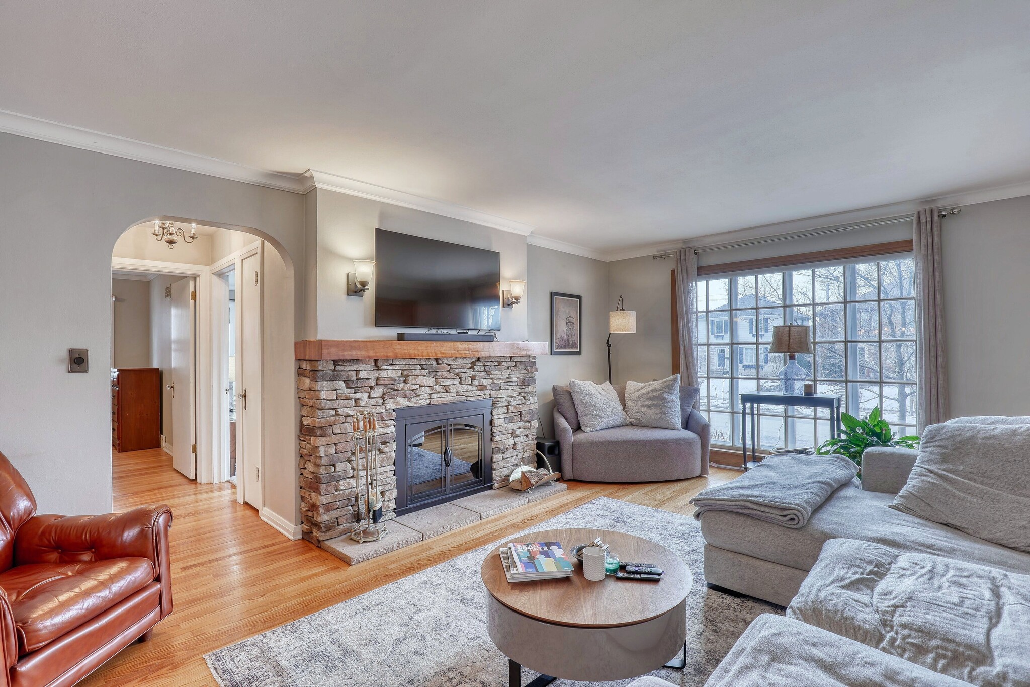 Building Photo - 6132 W Wells St