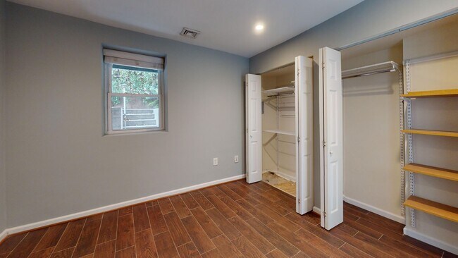 Building Photo - 1330 13th St NW