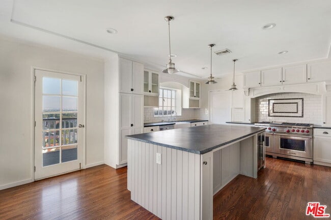 Building Photo - 3617 Homeway Dr