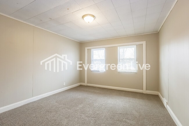 Building Photo - 8816 Montery Ct