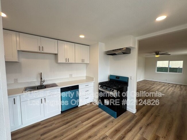 Building Photo - 4421 166th St