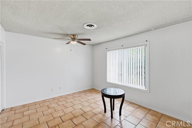 Building Photo - 3920 El Camino Dr