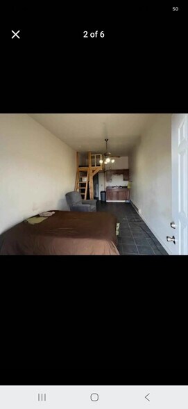 Building Photo - 403 Meadow Dr