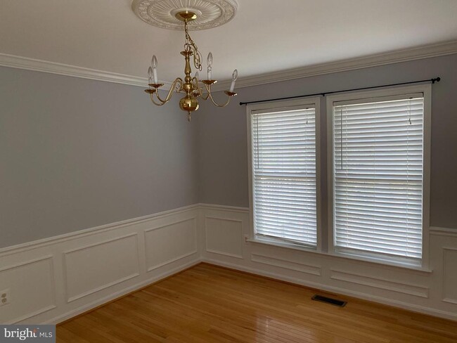 Building Photo - 14075 Wellman Ct