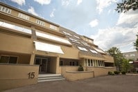 Building Photo - River Commons
